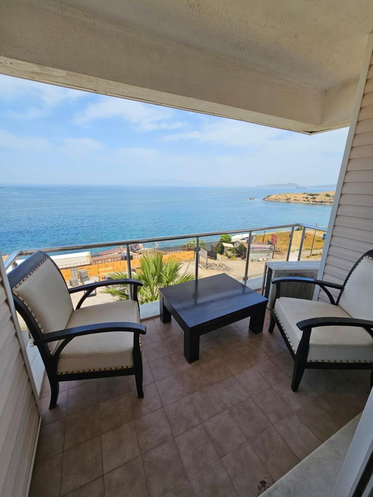 Yenifoca Ersan Hotel Exterior photo