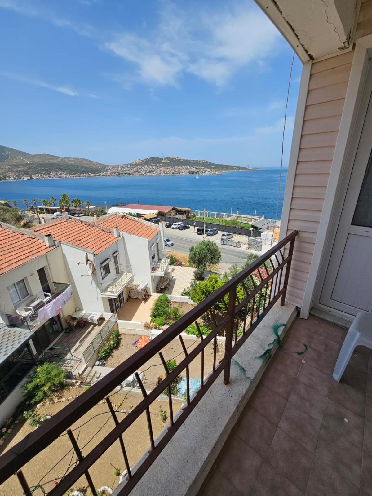 Yenifoca Ersan Hotel Exterior photo