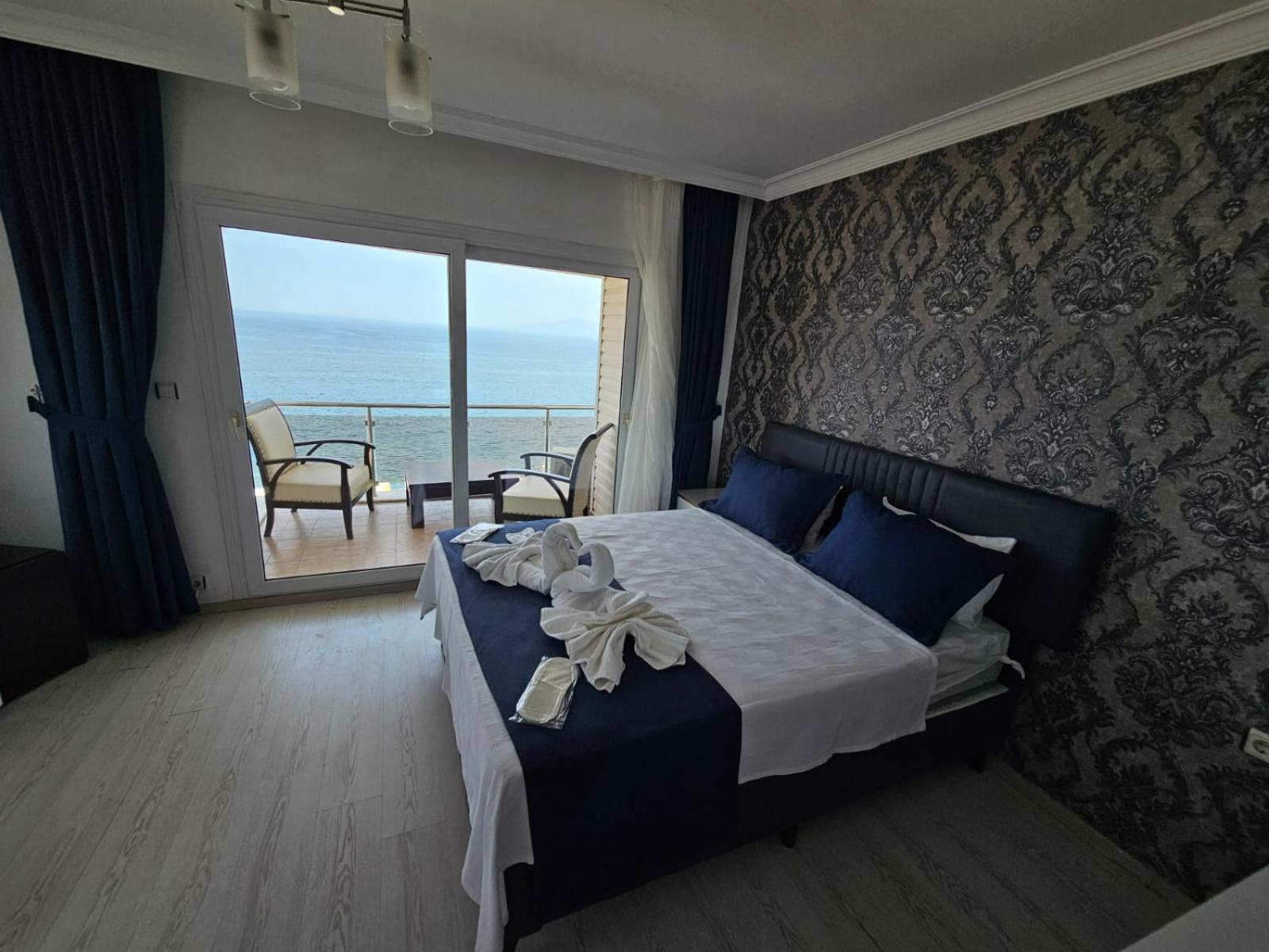 Yenifoca Ersan Hotel Exterior photo